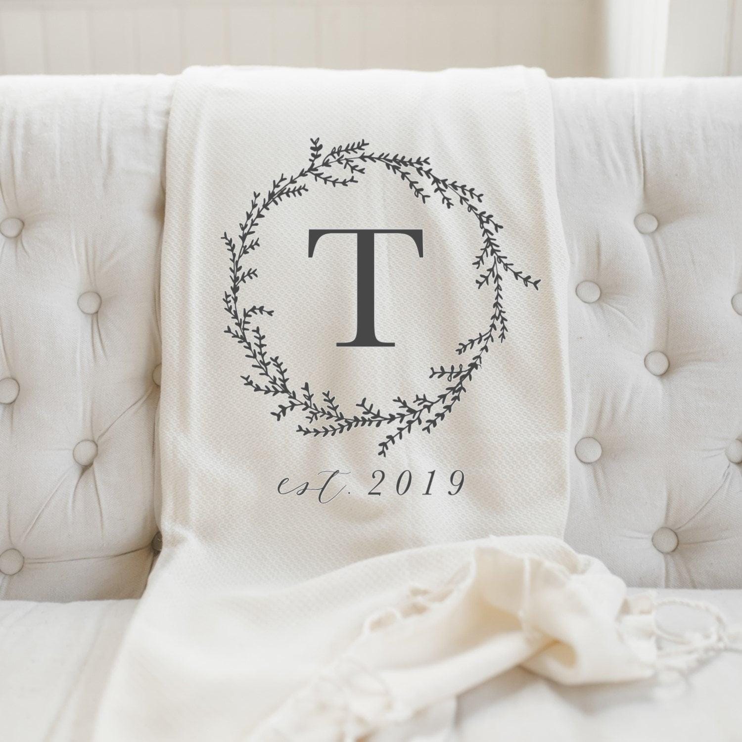 Personalized Wreath Initial Throw Blanket - Organic Cotton
