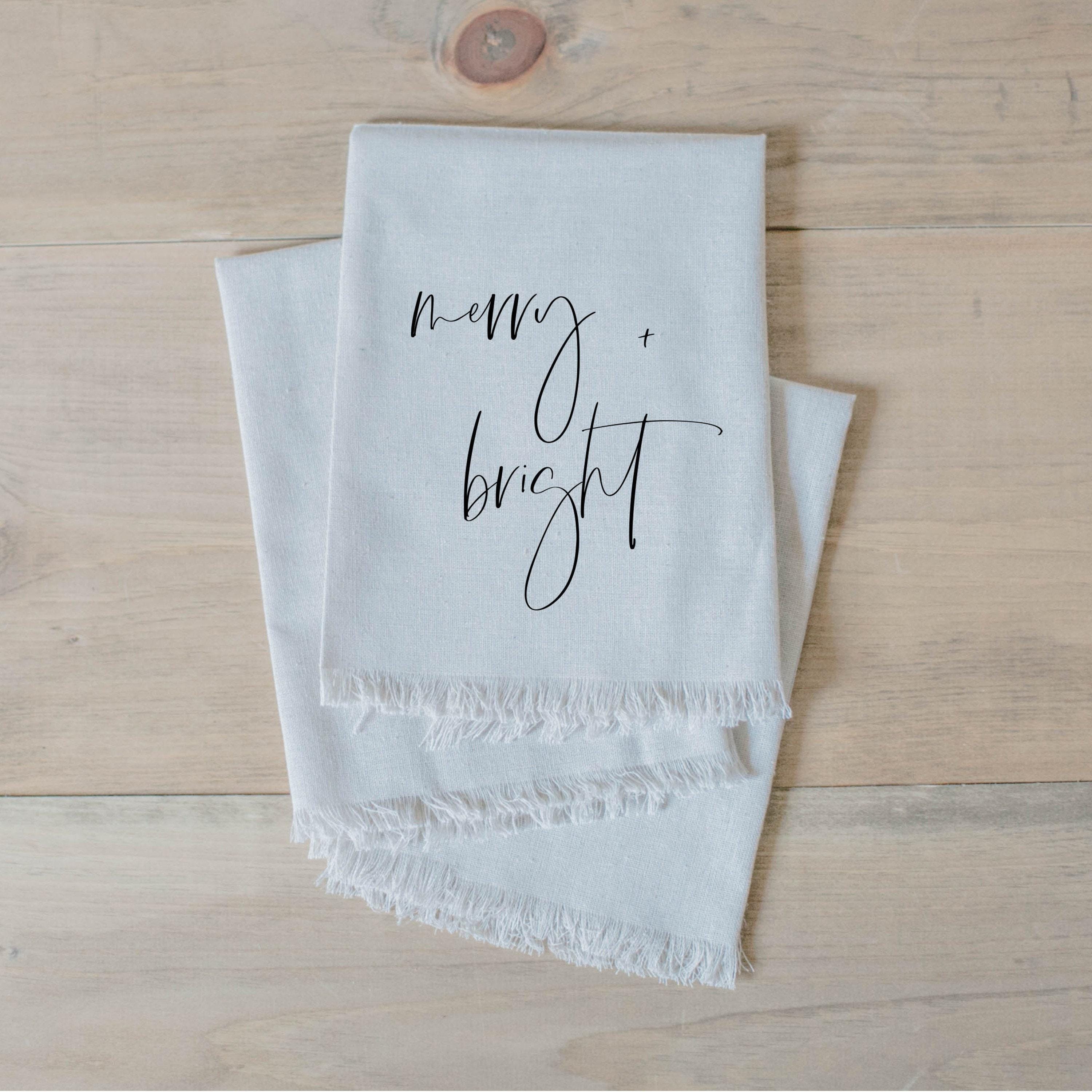 Christmas Napkin - Merry and Bright, present, housewarming gift, tableware, place setting, set the table, linen napkin, Christmas tableware