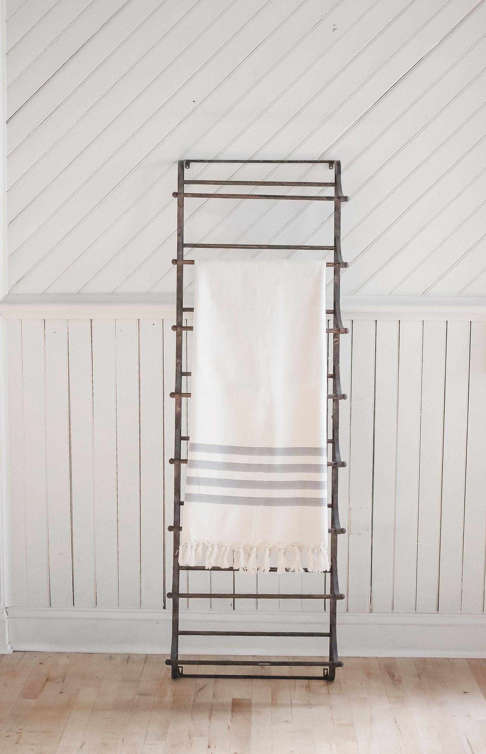 Throw Blanket -  Thankful, housewarming gift, decorative blanket, cozy, fall decor, autumn designs, soft and comfy