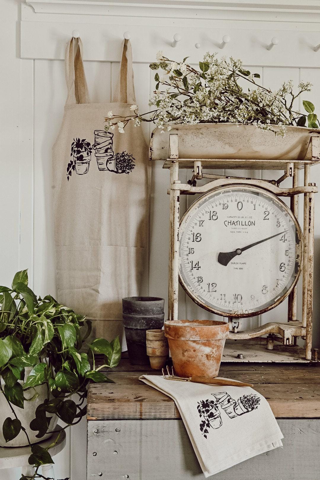 Apron - Terra Cotta Pot Sketch - Women's Cross back Apron with pockets, gift for mom, chef, cook, kitchen, baking